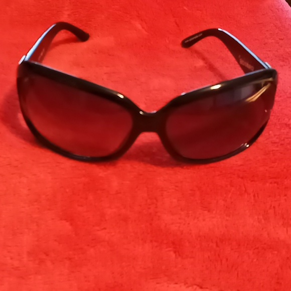 Women's sunglasses - Picture 2 of 8